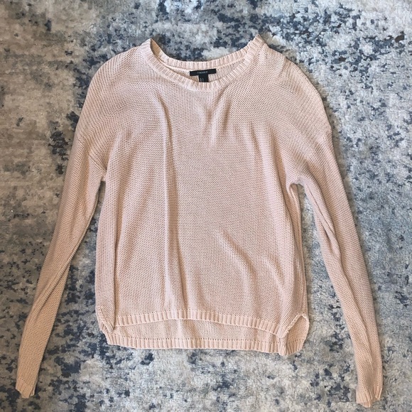 Woman’s sweater - Picture 2 of 2